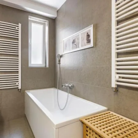 Sovre アパート ベオグラード